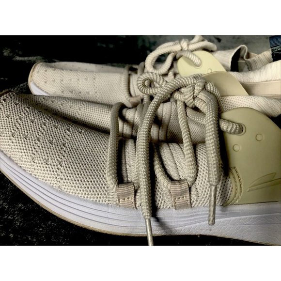 C9 Champion Woman’s Motivate Comfort Sneaker Beige  Adult Size 9 1/2 - Picture 6 of 12